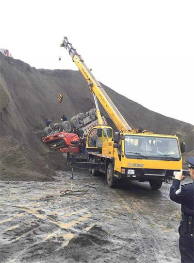 高安上犹道路救援